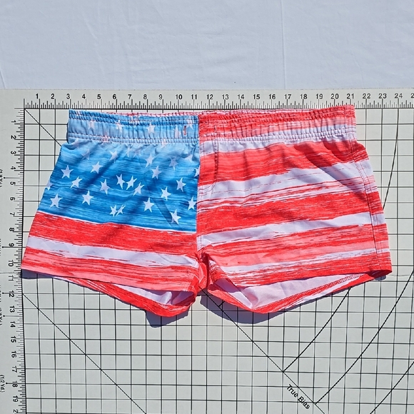 Womens U.S. Apparel American Flag Design Athletic Shorts for Active Days Size XL - Picture 1 of 4
